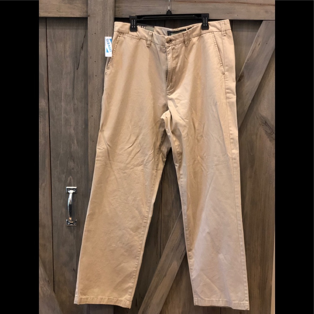 NWT Men’s Old Navy Straight Khaki Pants 38x34